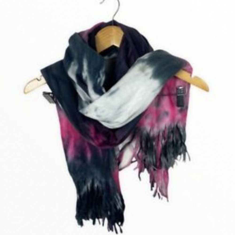 Nordstrom BP Tie Dye Blanket Scarf New With Tags Pink White Grey Warn Cozy NWT - Picture 4 of 9